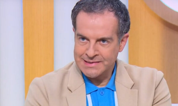 Άρης Καβατζίκης: «Η μαμά μου έφυγε από καρκίνο και ο αδελφός μου από καρδιοπάθεια»