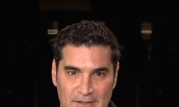 Χριστόφορος Παπακαλιάτης: «Οι γυναίκες έχουν την ελευθερία να αποφασίσουν αν θα φέρουν ένα παιδί στον κόσμο»