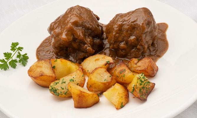 H ουρά του βοδιού-Rabo de Toro, χαρακτηριστικό πιάτο της Σεβίλλης