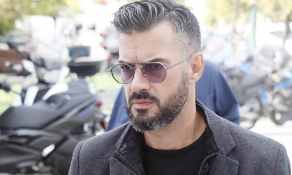 Γιάννης Τσιμιτσέλης για τις εκτρώσεις: «Πάλι καλά που με προστάτεψε η μητέρα μου»