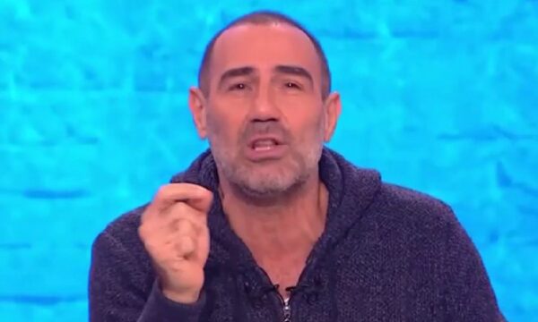 Αντώνης Κανάκης: Το συγκινητικό μήνυμα προς συνεργάτη του – «Κουράγιο, είναι μια δύσκολη στιγμή»