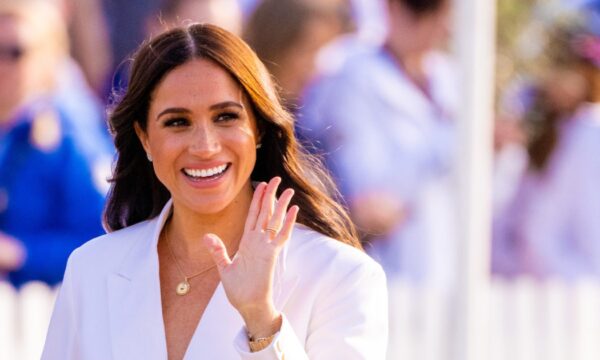 Meghan Markle: Επιστρέφει στο Instagram με total white look και video που τράβηξε ο πρίγκηπας Harry!