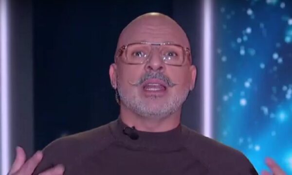 Νίκος Μουτσινάς: Η άσχημη αρχή στη βραδινή ζώνη, οι σπόντες στη διοίκηση του Alpha και η… ταξιδάρα στο Βιετνάμ