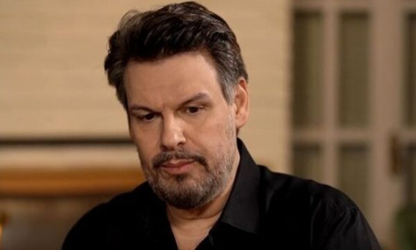 Πάνος Κιάμος: «Πήρα το αυτοκίνητο, πήγα στη θάλασσα και ξέσπασα σε κλάματα, είχα απελπιστεί»