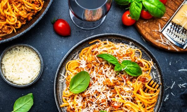 Συνταγή για vegan σπαγγέτι μπολονέζ και ελαφρύ