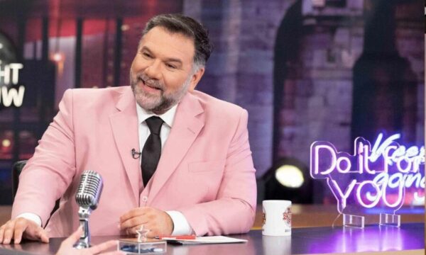 Η 2night Εκπομπή: Ο Γρηγόρης Αρναούτογλου φιλοξενεί απόψε… γυναικεία υπόθεση