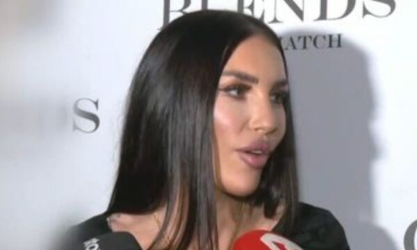Ζέτα Θεοδωροπούλου: «Ανακάλυψα τις πινακίδες και με έγραψαν ξανά γιατί δεν ήξερα να τις κουμπώσω»