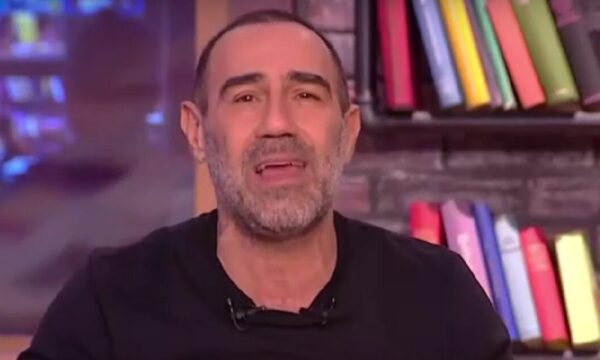 Αντέδρασε ο Αντώνης Κανάκης στον τηλεοπτικό αέρα: «Ξέρετε πιο είναι το το χειρότερο; Ότι τα έχουμε συνηθίσει αυτά τα πράγματα»