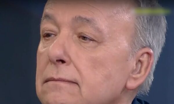 Σπάραξε ο Ανδρέας Μικρούτσικος: «Ο Θάνος ζει μέσα μου, αλλά δεν υπάρχει, είναι ανυπόφορο»