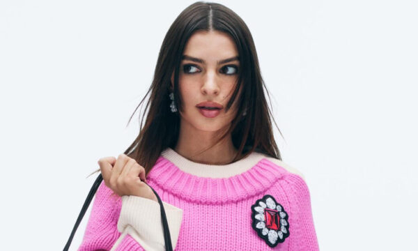 Emily Ratajkowski: Ποζάρει για τον Marc Jacobs και είναι so cute!