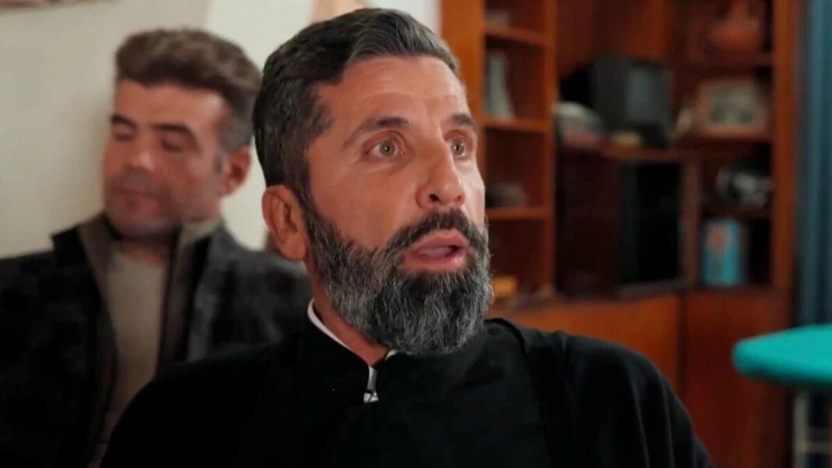 Η γη της ελιάς: Εμφανίζεται η «νεκρή» γυναίκα του παπα – Τιμόθεου!