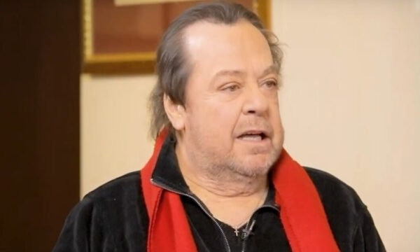 Ο Γιάννης Πάριος στον Τάσο Τρύφωνος: «Απέτυχα ως σύζυγος, αλλά πέτυχα ως πατέρας»