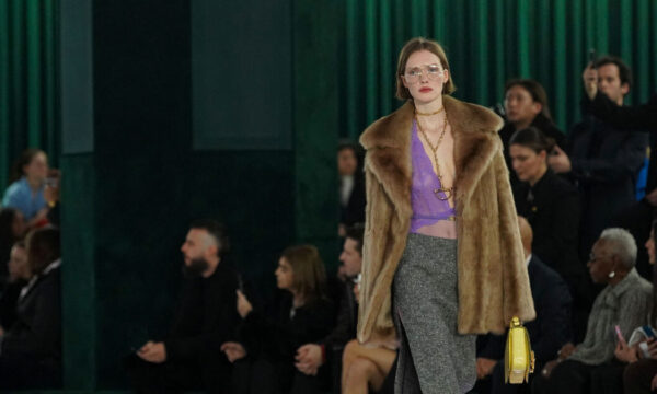 Gucci: Ο ιταλικός οίκος άνοιξε την Εβδομάδα Μόδας στο Μιλάνο με ένα show που είχε ρετρό διάθεση!