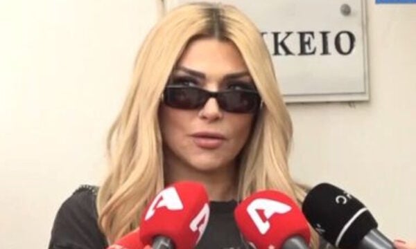 Αγγελική Ηλιάδη: Οι αιχμές για την απουσία του θείου της από το μνημόσυνο της γιαγιάς της – «Δεν ήταν και ποτέ παρών»