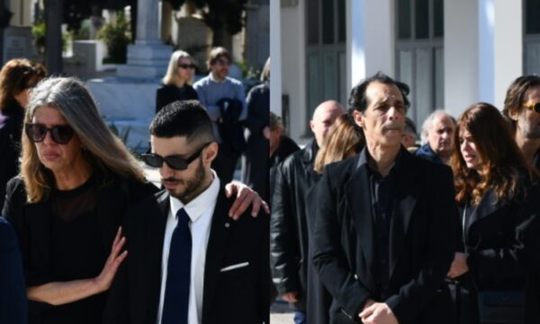 Κηδεία Δημήτρη Κολλάτου: Συντετριμμένα τα παιδιά του στο τελευταίο «αντίο»