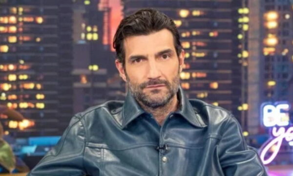 Νίκος Κουρής: «Δεν μπορείς να “βρωμίσεις” το συναίσθημα κάποιου γιατί έτυχε να ερωτευτεί άλλον»