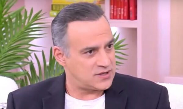 Κρατερός Κατσούλης για Κατερίνα Καραβάτου: «Προσπαθούμε να διατηρούμε τις ισορροπίες κάθε μέρα»