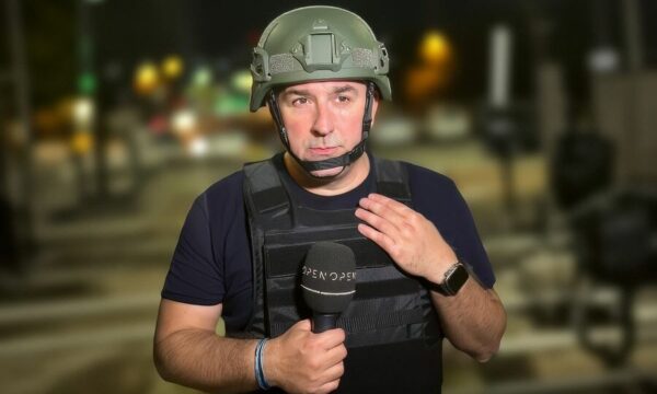 Το Open τον έχασε, η ΕΡΤ τον κέρδισε – Ο Σωτήρης Δανέζης πήρε μεταγραφή για την Αγία Παρασκευή, όπου θα παρουσιάζει το νέο μαγκαζίνο Forcé