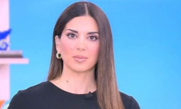 Τέμπη: Συγκινημένη η Σταματίνα Τσιμτσιλή – «Αυτοί οι γονείς δεν έχουν πάρει τη σορό των παιδιών τους»
