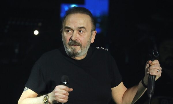 Ενοχλημένος ο Σταμάτης Γονίδης: «Το θέμα είναι πολύ σοβαρό, δεν γίνεται το 2025 να συζητάμε τέτοια πράγματα»
