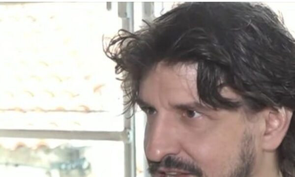 Θοδωρής Αντωνιάδης- «Διάφανη Αγάπη»: «Καλό είναι οι άνθρωποι να βάλουν μυαλό με το metoo»