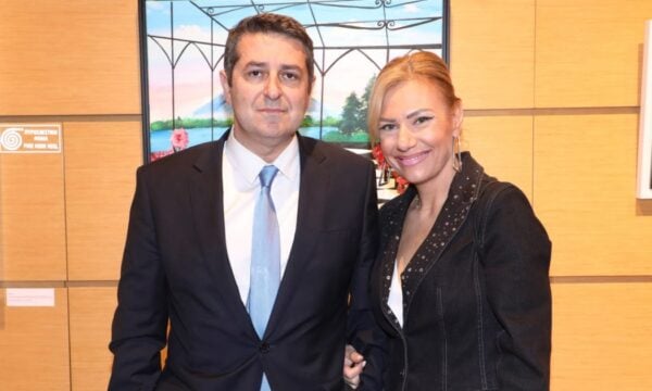 Τίνα Μεσσαροπούλου: Απαντά για τις φήμες περί μεταγραφής της Σταματίνας Τσιμτσιλή – Η εξομολόγηση για τον άντρα της