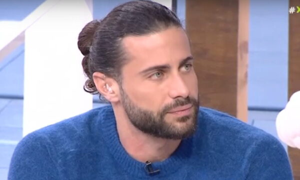 Κωνσταντίνος Βασάλος «Ζήλεψα λίγο τις φωτογραφίες των ερωτευμένων ζευγαριών στα social media»