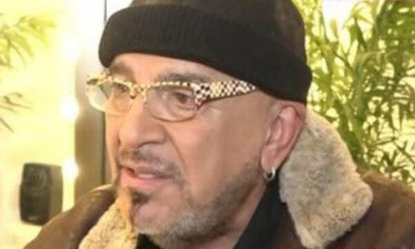 Γιάννης Ζουγανέλης: «Ντράπηκα να γράψω τραγούδι για τα Τέμπη όταν μου ζητήθηκε, δεν μου έβγανε»