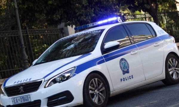 Άλιμος: Τηλεφώνημα για βόμβα σε κτίριο της Περιφέρειας Αττικής