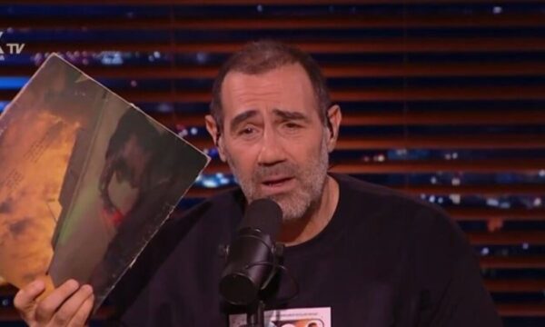 Αντώνης Κανάκης: «Υπάρχει διαρροή, έχω αρχίζει να ζαλίζομαι και δε κάνω πλάκα, θα γίνουμε πρωτοσέλιδο»