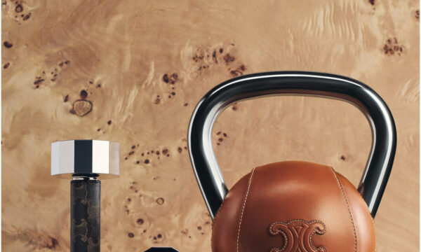 Η Celine σχεδίασε ένα σετ για… pilates!