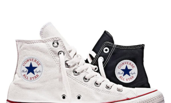 Η Converse επιστρέφει στο κλασικό Chuck Taylor με μία celebrity καμπάνια!