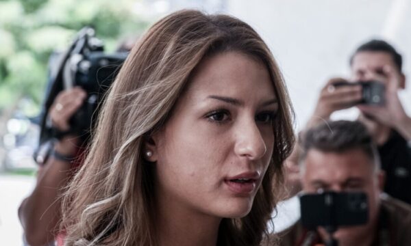 Συνελήφθη η Γεωργία Μπίκα: Οδηγούσε μεθυσμένη και προκάλεσε τροχαίο