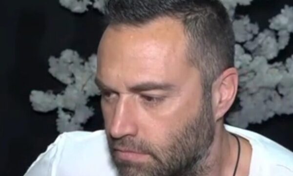 Κώστας Φραγκολιάς: «Η Σταματίνα Τσιμτσιλή μου λέει “μην τολμήσεις και κάνεις πράξη αυτό που σκέφτεσαι”»