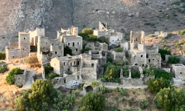 Βάθεια: Η πυργοπολιτεία που σε ταξιδεύει στο παρελθόν