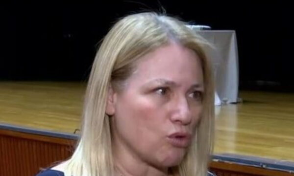 Μαριάννα Τουμασάτου: «Όποιος θέλει να κρατήσει παιδί από βιασμό, είναι ελεύθερος» – Η απάντηση μετά τη δήλωση της Ειρήνης Μερκούρη
