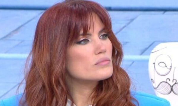 Μαίρη Συνατσάκη: «Δεν σκέφτομαι το κόστος όταν εκφράζω την άποψή μου στα social media»