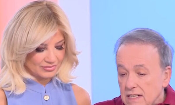 Ανδρέας Μικρούτσικος σε Φαίη Σκορδά: «Δεν άντεξα να δω τη χθεσινή μας εκπομπή, το κλίμα ήταν τόσο αντίστροφο με αυτό που ένιωθα»
