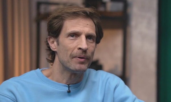 Μάξιμος Μουμούρης: «Tο μεγαλύτερο έγκλημα που κάνουμε οι γονείς τα τελευταία χρόνια είναι η πλήρης ελευθερία»