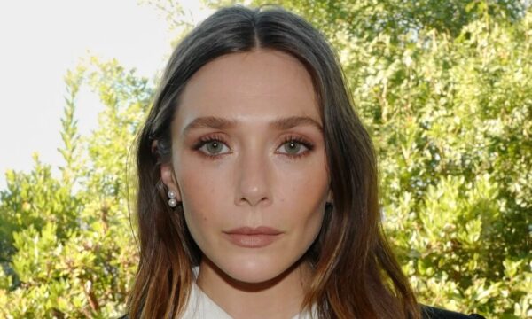 Elizabeth Olsen: Το french beauty look της είναι εκείνο που όλες θέλουμε στη ζωή μας