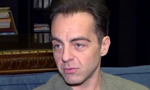 Προμηθέας Αλειφερόπουλος: «Κατάλαβα από την ασυνέχεια στο βλέμμα του παιδιού μου ότι κάτι κάνω στραβά»