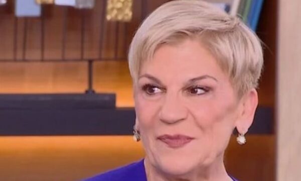 Χρύσα Ρώπα: «Ξέρω γιατί είμαι επτά χρόνια εκτός θεάτρου, αλλά δεν θέλω να το πω»