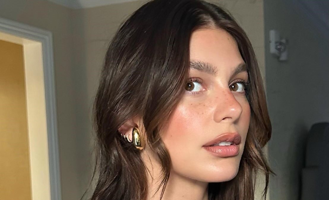 Το boho chic είναι το ιδανικό μακιγιάζ για τις ζεστές μέρες του Πάσχα – 6 βασικά tips για ένα αποτέλεσμα παρόμοιο με editorial περιοδικού