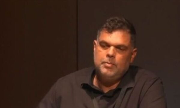 Δήμητρης Παπανικολάου: «Όταν διαγνώστηκε η κόρη μας με αυτισμό, η σύζυγός μου καταρρακώθηκε»