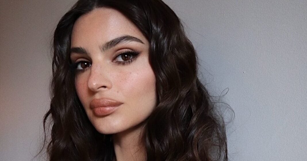 Emily-Ratajkowski-1-1200x630