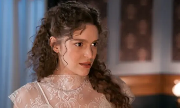 Grand hotel: Η Αλίκη προκαλεί υποψίες στην Κυβέλη και αποκαλύπτει το σκοτεινό μυστικό της