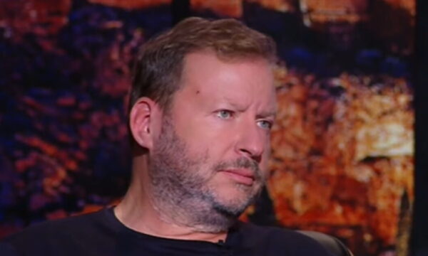 Dragons’ Den: «Μας κοροϊδεύει; Θα πάθουμε τίποτα ρε» – Ο Λέων Γιοχάη απέρριψε αηδιασμένος το προϊόν που του πρόσφεραν