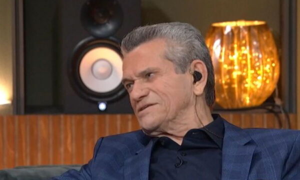 Γιώργος Μαργαρίτης: «Μου χάρισε 12.000 για να ντυθώ, επειδή με είδε με το σορτς και τις παντόφλες»