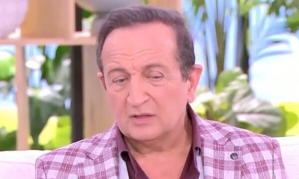 Σπύρος Μπιμπίλας: «Ο Γιώργος Καρκάς ήταν ο κρυφός έρωτάς μου – Τώρα που βρεθήκαμε στο προσκήνιο μπορώ να το αποκαλύψω»