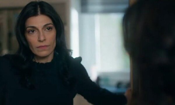 Παιχνίδια Εκδίκησης: Η Κλέλια κρύβει επιδέξια από τον Διονύση το σοκαριστικό μυστικό της εγκυμοσύνης!